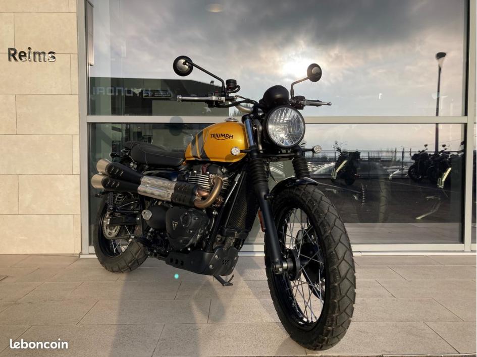 TRIUMPH SCRAMBLER 900