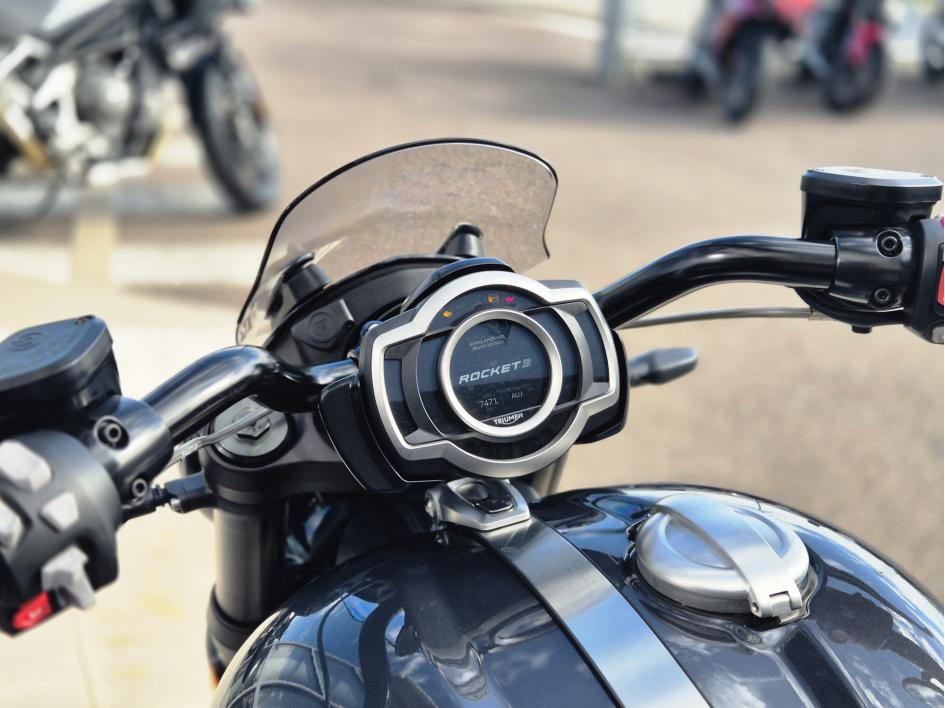 TRIUMPH Rocket 3 GT Storm